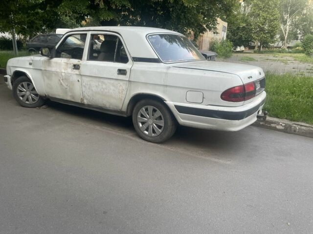 Белый ГАЗ 31105 Волга, объемом двигателя 2.3 л и пробегом 250 тыс. км за 500 $, фото 3 на Automoto.ua