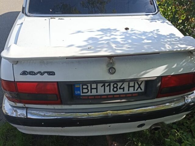 Белый ГАЗ 31105 Волга, объемом двигателя 2.3 л и пробегом 120 тыс. км за 850 $, фото 3 на Automoto.ua