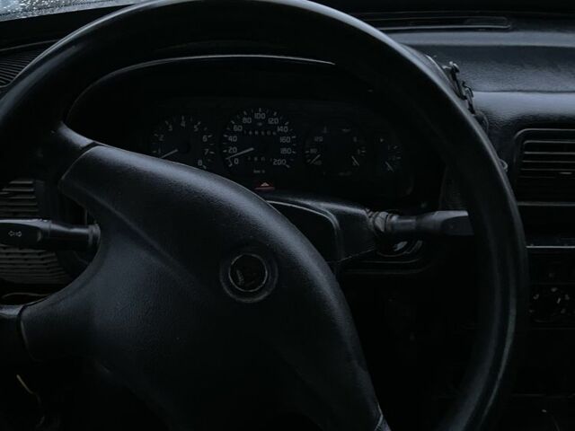 Белый ГАЗ 31105 Волга, объемом двигателя 2.3 л и пробегом 200 тыс. км за 600 $, фото 6 на Automoto.ua