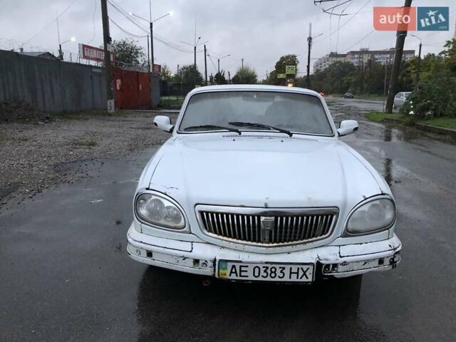 Белый ГАЗ 31105 Волга, объемом двигателя 2.3 л и пробегом 170 тыс. км за 900 $, фото 1 на Automoto.ua
