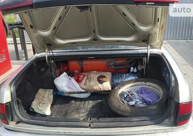 Бежевый ГАЗ 31105 Волга, объемом двигателя 2.3 л и пробегом 240 тыс. км за 700 $, фото 3 на Automoto.ua