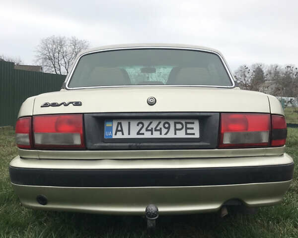 Бежевый ГАЗ 31105 Волга, объемом двигателя 2.5 л и пробегом 270 тыс. км за 2000 $, фото 4 на Automoto.ua