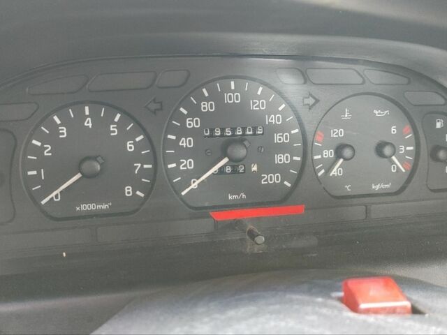 Бежевый ГАЗ 31105 Волга, объемом двигателя 2.3 л и пробегом 95 тыс. км за 2200 $, фото 3 на Automoto.ua