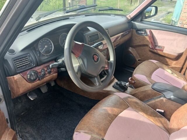 Бежевый ГАЗ 31105 Волга, объемом двигателя 2.4 л и пробегом 5 тыс. км за 1500 $, фото 1 на Automoto.ua