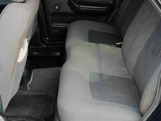 Чорний ГАЗ 31105 Волга, об'ємом двигуна 2.4 л та пробігом 170 тис. км за 1000 $, фото 4 на Automoto.ua