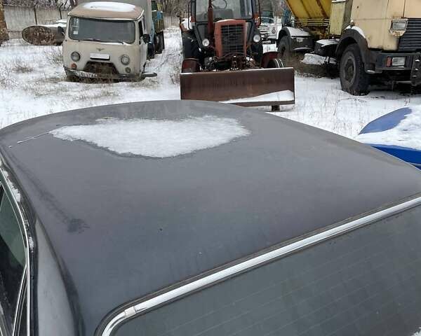Черный ГАЗ 31105 Волга, объемом двигателя 2.29 л и пробегом 639 тыс. км за 233 $, фото 9 на Automoto.ua