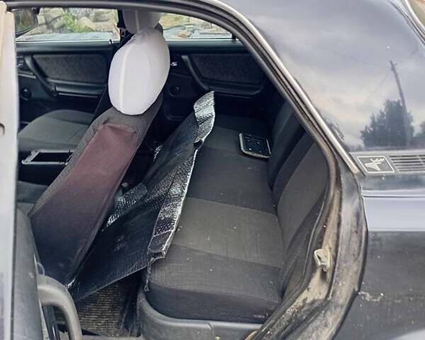 Черный ГАЗ 31105 Волга, объемом двигателя 2.3 л и пробегом 95 тыс. км за 1100 $, фото 5 на Automoto.ua