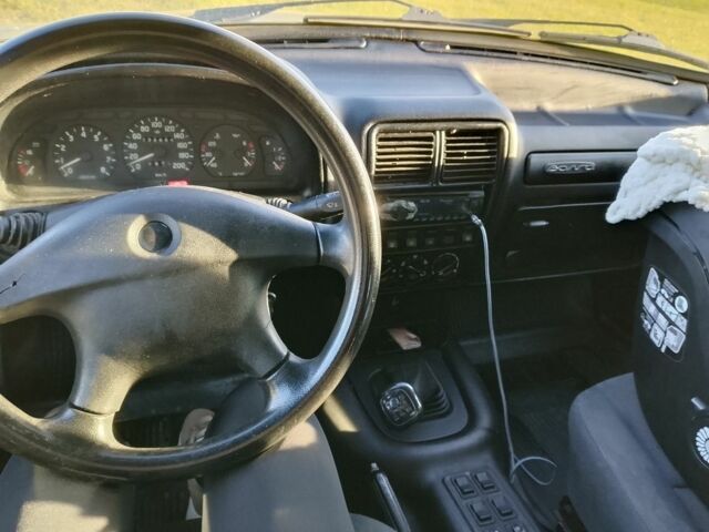 Черный ГАЗ 31105 Волга, объемом двигателя 2.3 л и пробегом 226 тыс. км за 1854 $, фото 7 на Automoto.ua