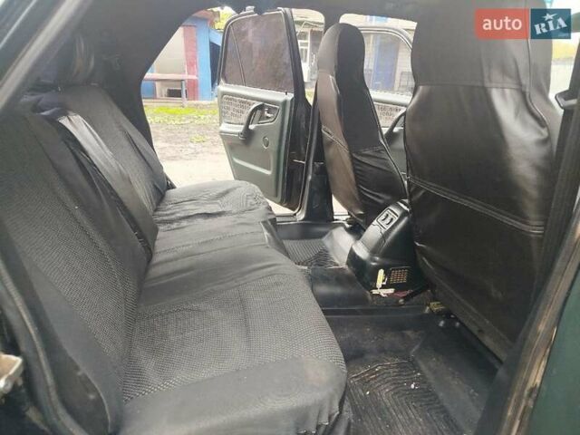 Черный ГАЗ 31105 Волга, объемом двигателя 2.29 л и пробегом 120 тыс. км за 2000 $, фото 17 на Automoto.ua
