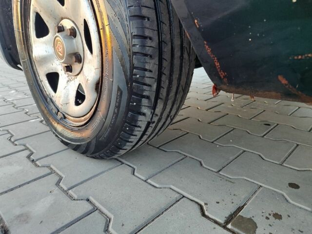 Чорний ГАЗ 31105 Волга, об'ємом двигуна 2.4 л та пробігом 117 тис. км за 1500 $, фото 7 на Automoto.ua