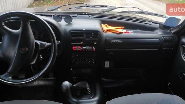 ГАЗ 31105 Волга 2007 в Дергачах на Automoto.ua Черный ГАЗ 31105 Волга, объемом двигателя 2.29 л и пробегом 187 тыс. км за 1200 $, фото 7 на Automoto.ua