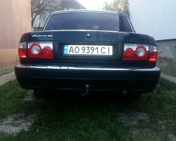 Черный ГАЗ 31105 Волга, объемом двигателя 2.3 л и пробегом 300 тыс. км за 5841 $, фото 1 на Automoto.ua