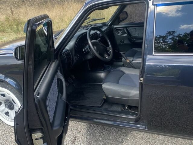 Чорний ГАЗ 31105 Волга, об'ємом двигуна 2.3 л та пробігом 80 тис. км за 2550 $, фото 8 на Automoto.ua
