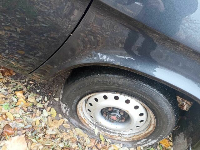 Черный ГАЗ 31105 Волга, объемом двигателя 0 л и пробегом 200 тыс. км за 1131 $, фото 4 на Automoto.ua