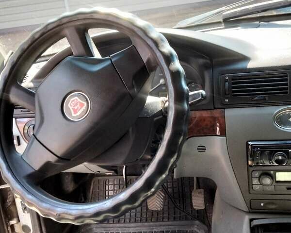 ГАЗ 31105 Волга, объемом двигателя 2.3 л и пробегом 155 тыс. км за 2700 $, фото 4 на Automoto.ua