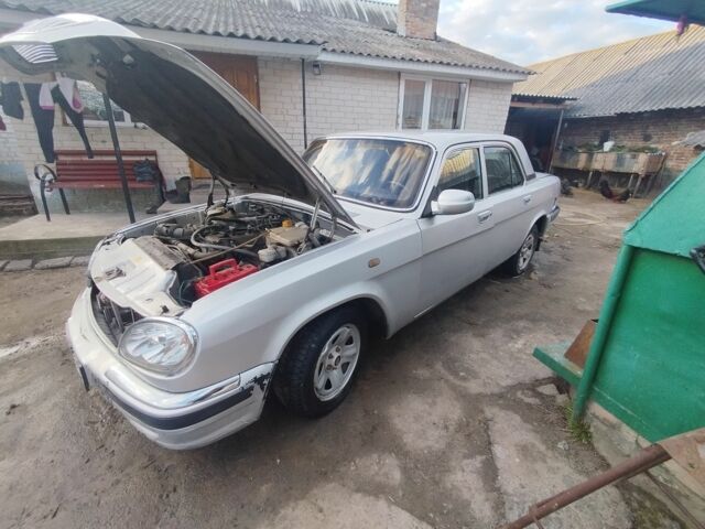 Серый ГАЗ 31105 Волга, объемом двигателя 2.4 л и пробегом 194 тыс. км за 600 $, фото 3 на Automoto.ua