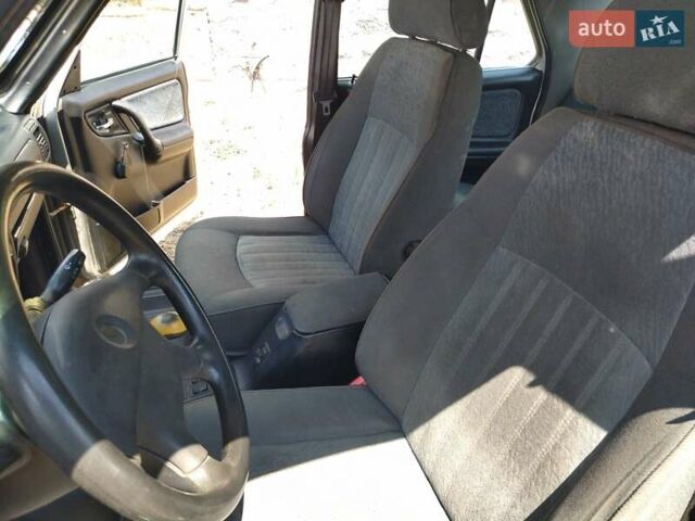 Сірий ГАЗ 31105 Волга, об'ємом двигуна 2.29 л та пробігом 131 тис. км за 1200 $, фото 3 на Automoto.ua
