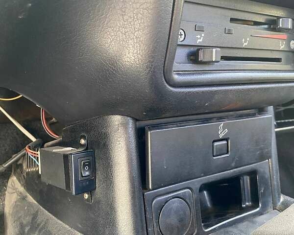 Сірий ГАЗ 31105 Волга, об'ємом двигуна 2.3 л та пробігом 440 тис. км за 990 $, фото 28 на Automoto.ua