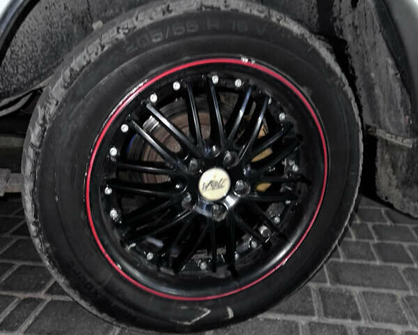 Сірий ГАЗ 31105 Волга, об'ємом двигуна 2.3 л та пробігом 126 тис. км за 2200 $, фото 12 на Automoto.ua