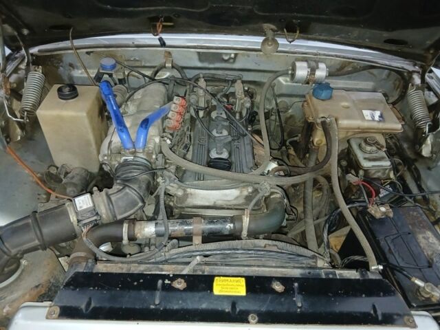 Серый ГАЗ 31105 Волга, объемом двигателя 2.3 л и пробегом 248 тыс. км за 1786 $, фото 8 на Automoto.ua