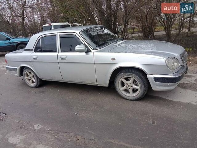 Серый ГАЗ 31105 Волга, объемом двигателя 2.29 л и пробегом 100 тыс. км за 1150 $, фото 3 на Automoto.ua