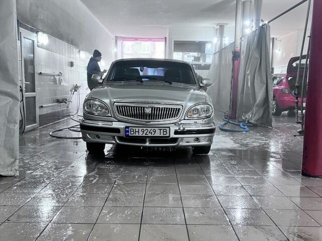 Серый ГАЗ 31105 Волга, объемом двигателя 2.3 л и пробегом 150 тыс. км за 1350 $, фото 2 на Automoto.ua