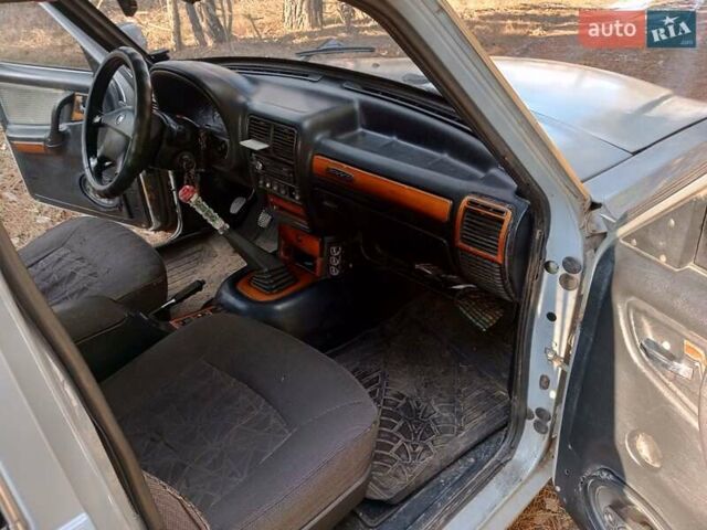 Сірий ГАЗ 31105 Волга, об'ємом двигуна 2.9 л та пробігом 110 тис. км за 1326 $, фото 10 на Automoto.ua