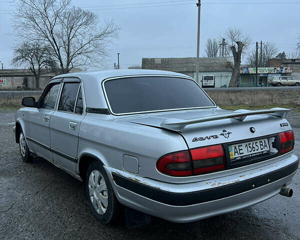 Серый ГАЗ 31105 Волга, объемом двигателя 2.3 л и пробегом 279 тыс. км за 1250 $, фото 5 на Automoto.ua