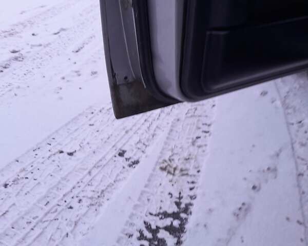 Сірий ГАЗ 31105 Волга, об'ємом двигуна 2.29 л та пробігом 105 тис. км за 2700 $, фото 9 на Automoto.ua