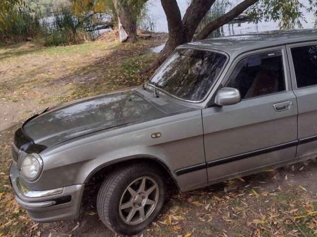 Сірий ГАЗ 31105 Волга, об'ємом двигуна 2.3 л та пробігом 126 тис. км за 2000 $, фото 13 на Automoto.ua