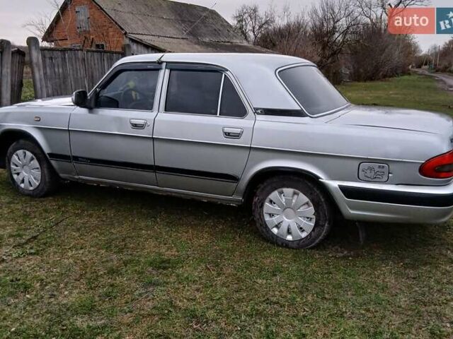 Серый ГАЗ 31105 Волга, объемом двигателя 2.3 л и пробегом 248 тыс. км за 1781 $, фото 7 на Automoto.ua