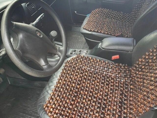 Сірий ГАЗ 31105 Волга, об'ємом двигуна 2 л та пробігом 108 тис. км за 2727 $, фото 2 на Automoto.ua