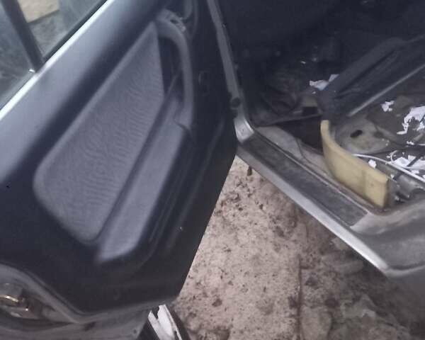 Сірий ГАЗ 31105 Волга, об'ємом двигуна 2.3 л та пробігом 112 тис. км за 25000 $, фото 15 на Automoto.ua