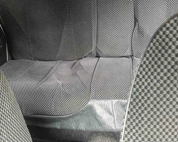 Серый ГАЗ 31105 Волга, объемом двигателя 2.3 л и пробегом 103 тыс. км за 2200 $, фото 8 на Automoto.ua