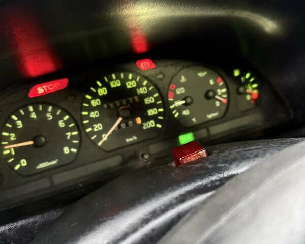 Серый ГАЗ 31105 Волга, объемом двигателя 2.29 л и пробегом 152 тыс. км за 1350 $, фото 13 на Automoto.ua