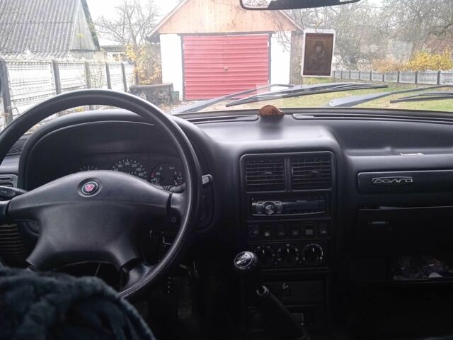 Серый ГАЗ 31105 Волга, объемом двигателя 2.3 л и пробегом 92 тыс. км за 3200 $, фото 2 на Automoto.ua