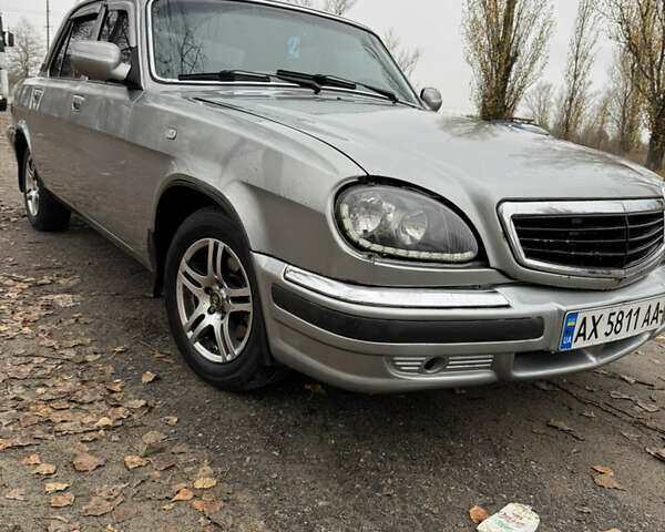 Серый ГАЗ 31105 Волга, объемом двигателя 2.29 л и пробегом 190 тыс. км за 1150 $, фото 1 на Automoto.ua