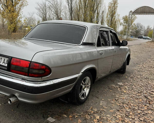 Серый ГАЗ 31105 Волга, объемом двигателя 2.29 л и пробегом 190 тыс. км за 1150 $, фото 5 на Automoto.ua