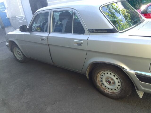 Серый ГАЗ 31105 Волга, объемом двигателя 0 л и пробегом 132 тыс. км за 2000 $, фото 4 на Automoto.ua