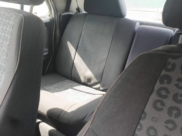 Сірий ГАЗ 31105 Волга, об'ємом двигуна 2.3 л та пробігом 175 тис. км за 550 $, фото 5 на Automoto.ua