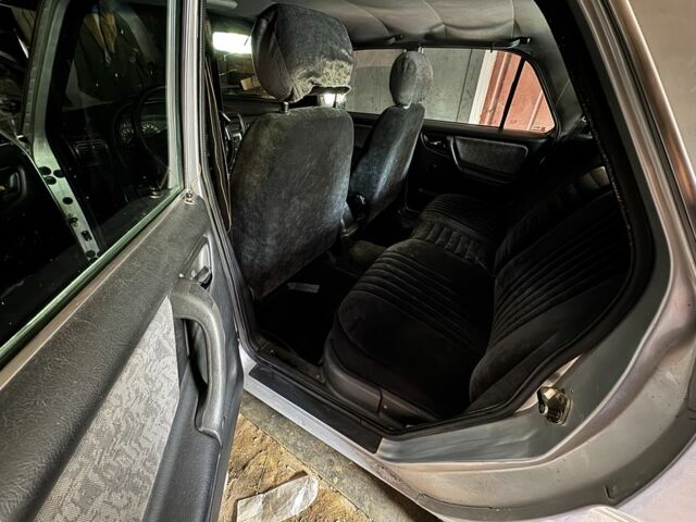 Серый ГАЗ 31105 Волга, объемом двигателя 0 л и пробегом 63 тыс. км за 2100 $, фото 2 на Automoto.ua