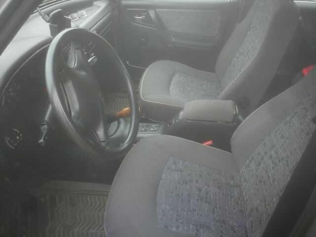 Серый ГАЗ 31105 Волга, объемом двигателя 0 л и пробегом 150 тыс. км за 1300 $, фото 5 на Automoto.ua