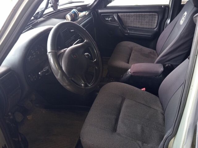 Серый ГАЗ 31105 Волга, объемом двигателя 0 л и пробегом 240 тыс. км за 1200 $, фото 4 на Automoto.ua