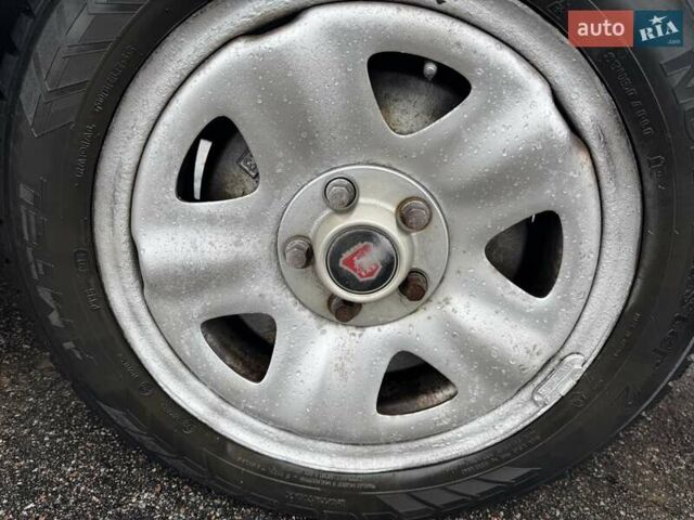 Серый ГАЗ 31105 Волга, объемом двигателя 2.43 л и пробегом 120 тыс. км за 1700 $, фото 29 на Automoto.ua