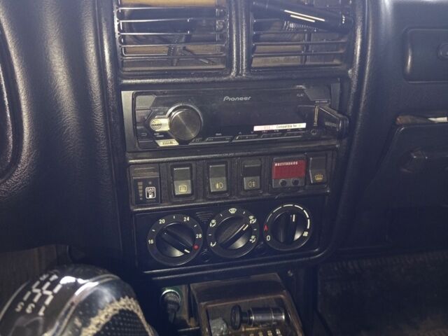 Серый ГАЗ 31105 Волга, объемом двигателя 0 л и пробегом 240 тыс. км за 1200 $, фото 2 на Automoto.ua