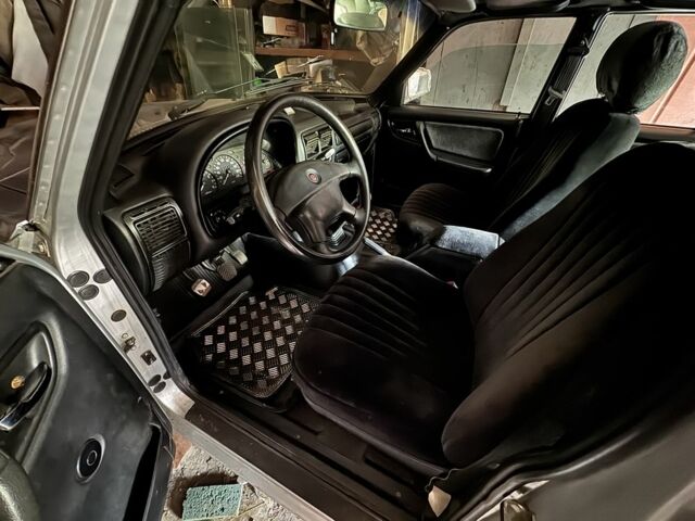 Серый ГАЗ 31105 Волга, объемом двигателя 0 л и пробегом 63 тыс. км за 2100 $, фото 1 на Automoto.ua