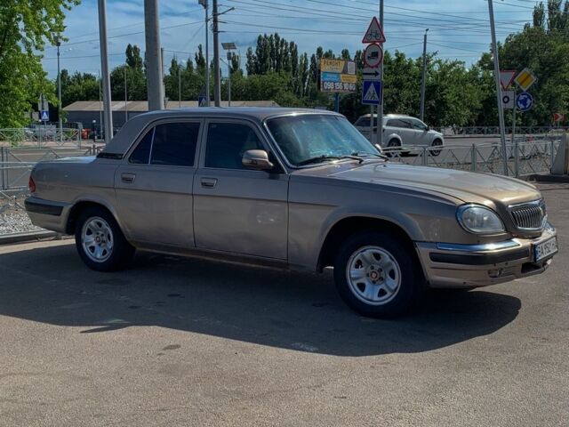 Сірий ГАЗ 31105 Волга, об'ємом двигуна 2.4 л та пробігом 300 тис. км за 1800 $, фото 1 на Automoto.ua