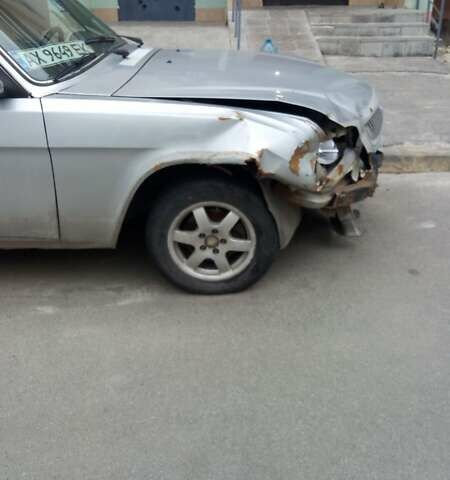 Серый ГАЗ 31105 Волга, объемом двигателя 2.43 л и пробегом 127 тыс. км за 1000 $, фото 1 на Automoto.ua