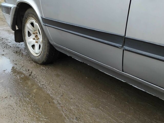 Сірий ГАЗ 31105 Волга, об'ємом двигуна 2.3 л та пробігом 150 тис. км за 1999 $, фото 3 на Automoto.ua