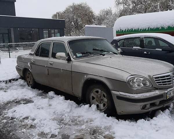 Серый ГАЗ 31105 Волга, объемом двигателя 2.3 л и пробегом 192 тыс. км за 2100 $, фото 2 на Automoto.ua